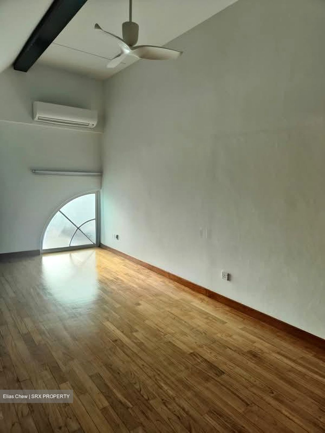 University Park (D11), Semi-Detached #585579411